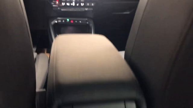 Nuova Audi A3 SPB Ibrida 40 TFSI e S tronic Business Advanced Potenza CV: 204 colore Nero Mitos смотреть онлайн