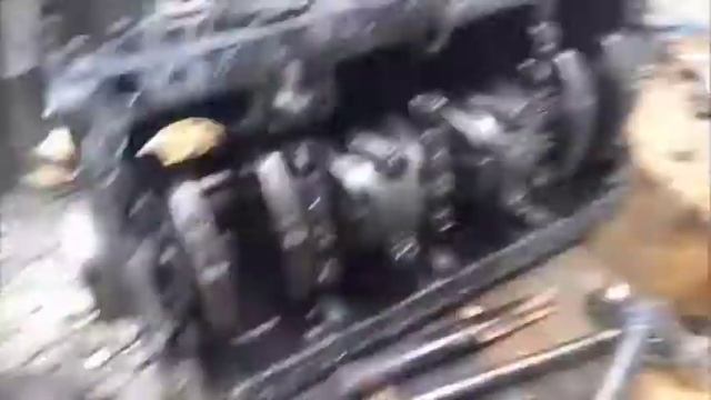 4D35 MITSUBISHI CANTER Engine Dis Assemble,overheating(part 2) смотреть онлайн