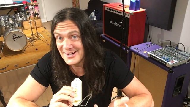 Gibson Les Paul Junior, simple et efficace смотреть онлайн