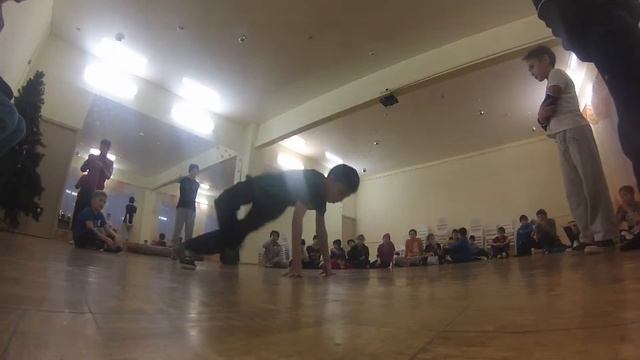 Kolizey system Лучик и Смайл vs Никита и Амир смотреть онлайн