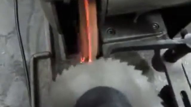 Станок для заточки фрез для проточки плоского шлица винтов и болтов. смотреть онлайн