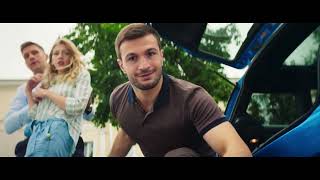 Добро пожаловать в семью — Трейлер (2022) смотреть онлайн