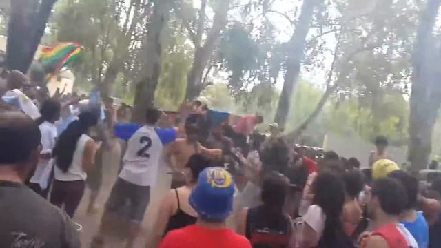 Previa INDIO Mendoza 2014 - Ya nadie va a escuchar tu remera смотреть онлайн