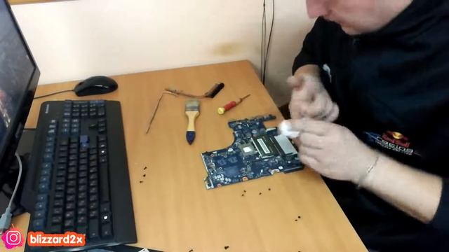 ?? Чистка ноутбука Lenovo G50 / ? Как разобрать ноутбук самостоятельно? / Disassemble & Cleaning смотреть онлайн