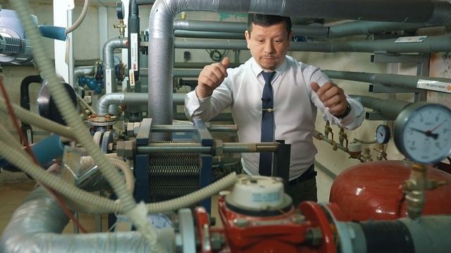 Промывка и опрессовка системы отопления многоквартирного дома. Готовь сани летом! смотреть онлайн