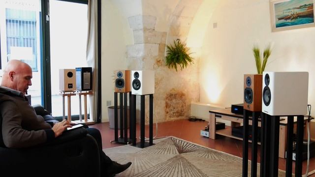 Comparaison ATC SCM-7 Et Acoustic Energy AE 500