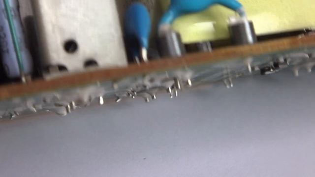 Ферритовые Бусины на ножках радиодеталей - Для чего они нужны ? смотреть онлайн