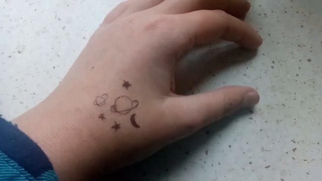 Временная татуировка в домашних условиях///Daria Pik смотреть онлайн