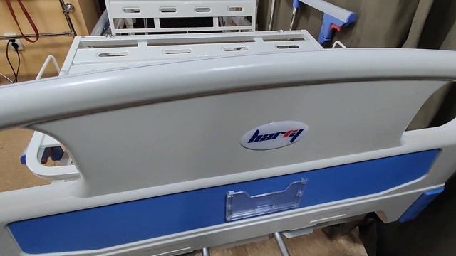 Механическая 4-х секционная кровать Barry MB2pp смотреть онлайн
