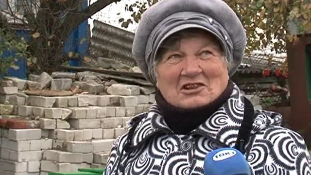В Курской области жители населенного пункта около года пьют привозную воду смотреть онлайн