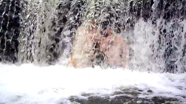 Водопад в Миорах смотреть онлайн