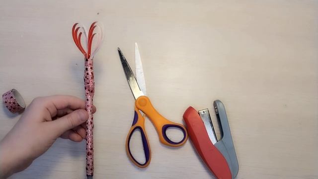 Креативная ручка своими руками! #Креативнаяручка #поделки #поделкасвоимируками #ручка #подарколанди смотреть онлайн