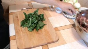 КАК правильно ЗАМАРИНОВАТЬ и пожарить КАРЕ ЯГНЁНКА на МАНГАЛЕ ! (мастер класс)