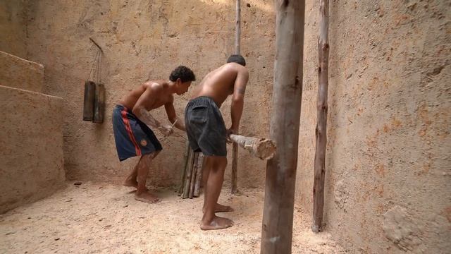 Building my dream underground hut with a Grass Roof & Firewood Stove with clay смотреть онлайн