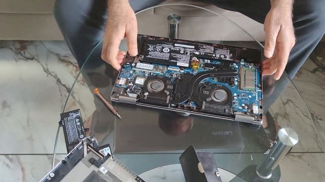 Lenovo Yoga Laptop Battery replacement. DIY. This is easy. In Hindi. смотреть онлайн