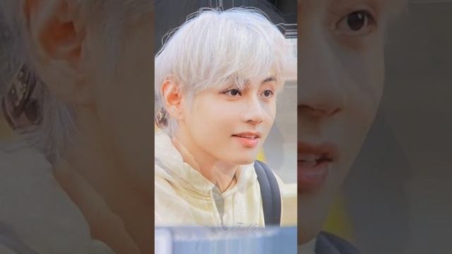 Красивее быть нельзя, но Тэхён с этим не согласен. его новый цвет волос, вау#v #taehyung #btsarmy