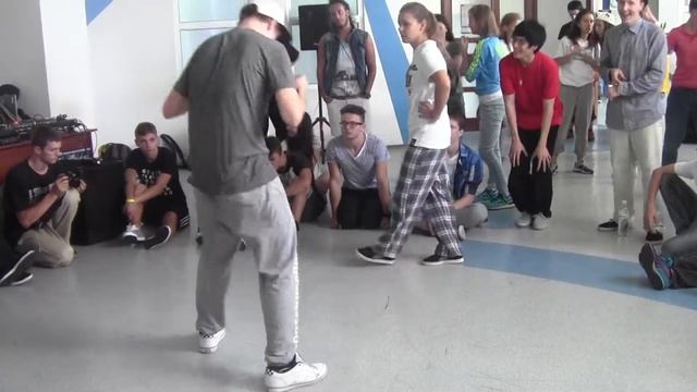 Хип - Хоп варенье. Харьков 25.08.13 Popping 1/4 Avis(win) vs. BoxManBeat смотреть онлайн
