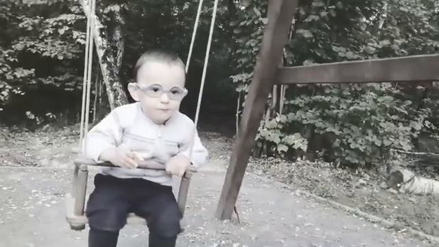 Глубоко недоношенный / Прикалываемся :) смотреть онлайн