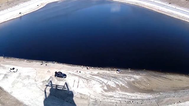 Бетонное озеро смотреть онлайн