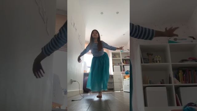 Первый танец на сегодня (девочки 7лет) смотреть онлайн