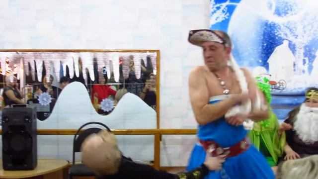 Новогодний корпоратив 2017г. смотреть онлайн