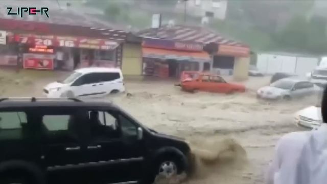10 Desastres naturales impactantes captados en cámara смотреть онлайн