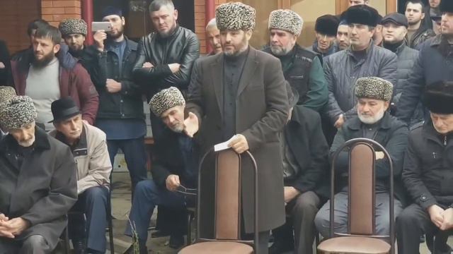 Сход тейпа Гаркхо в Карабулаке 6 июня 2019г смотреть онлайн