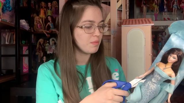 $65 2000’s BARBIE HAUL: 4 COLLECTOR BARBIES AND 2006 3-story Barbie Dream House смотреть онлайн
