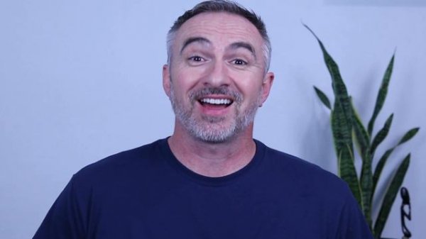 English conversation at a clothing store - speaking with the store clerk