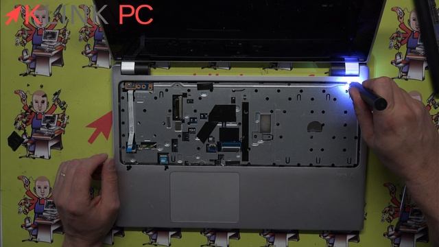 Comment démonter un PC portable Acer V5-531P смотреть онлайн