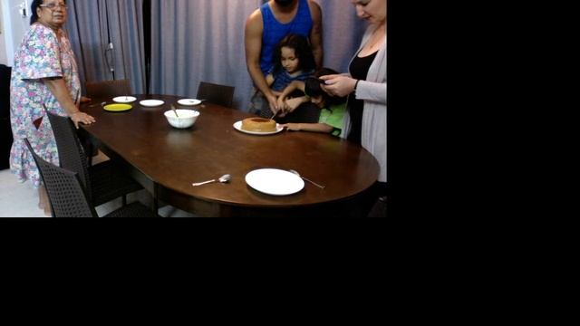 Прямой эфир. Режем торт нам нашу 9 годовщину свадьбы смотреть онлайн