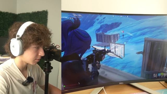 Xbox Series X VS $500 Gaming PC... смотреть онлайн