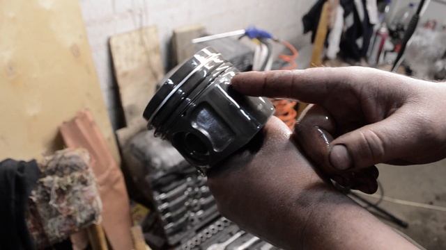 Сборка двигателя Ford Transit 2.2 TDCI (Euro5) (Часть 2) смотреть онлайн