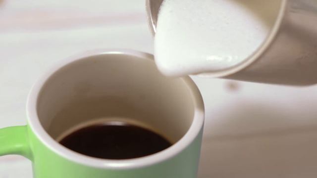 Реклама альтернативного соевого молока | Advertisement for alternative soy milk смотреть онлайн