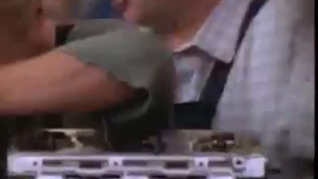 PORSCHE 993 commercial - "Crash Test" - Patrick Stewart смотреть онлайн