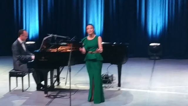 Ступакова Татьяна, "Романс Ирины" И. Дунаевский смотреть онлайн