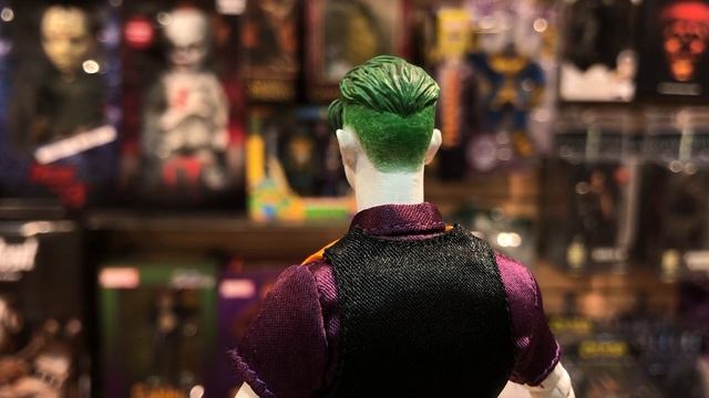 Обзор фигурки Джокера — Mezco 1/12 The Joker Clown Prince Of Crime Review