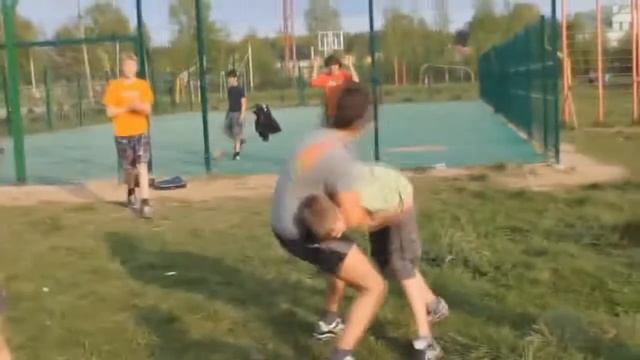 Как кидать прогиб ! смотреть онлайн