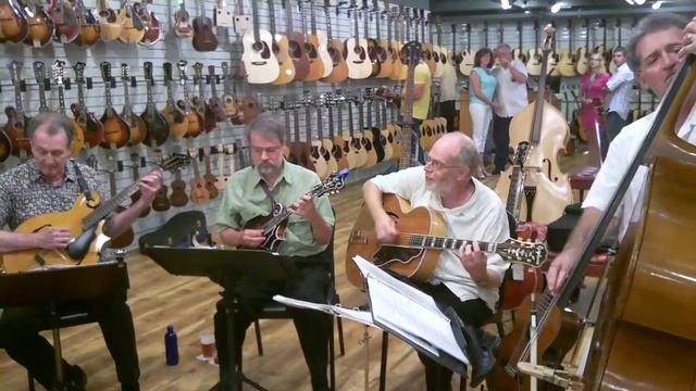 The Vintage Mandolin Quartet performance смотреть онлайн