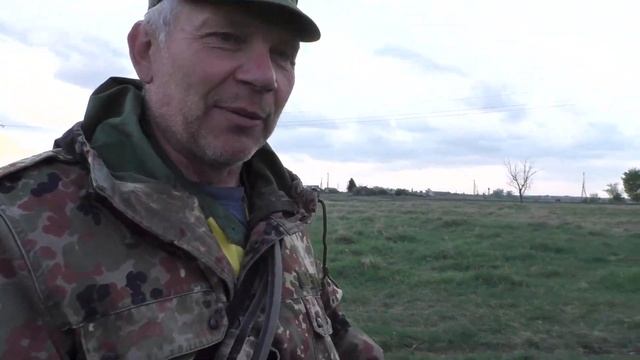 Как пасутся коровы в Сибирской деревне гнать скотину до края смотреть онлайн