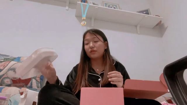 Подарки распаковка ? 20.10.22 смотреть онлайн