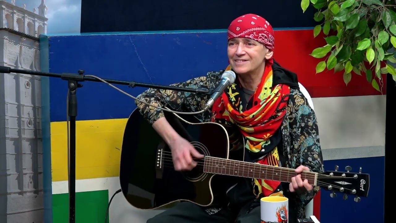 Рыбка. Поёт Аня Герасимова Умка смотреть онлайн