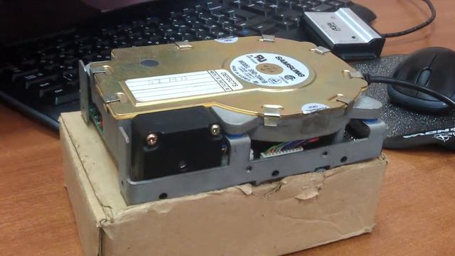 На работе нашли старый, как оказалось рабочий, жесктий диск смотреть онлайн