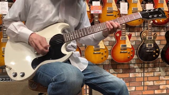 Gibson Custom Shop / Japan Limited Run 1963 SG Junior Lightning Bar VOS Polaris White 【イシバシ楽器心斎橋店】 смотреть онлайн