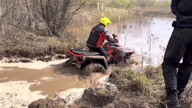 Море воды! Огромный сазан! Розлив реки Волга и Самара. Пробиваемся по воде три литровых BRP