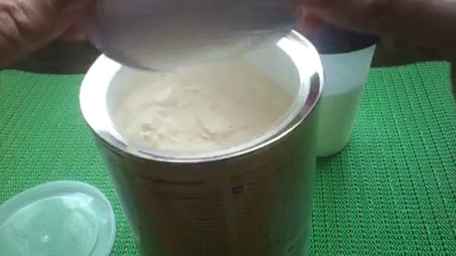 Открываем банку  Energy Diet