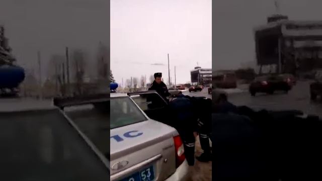 Беспредел Новгородских полицейских! ДПС и инвалид 1 группы! смотреть онлайн