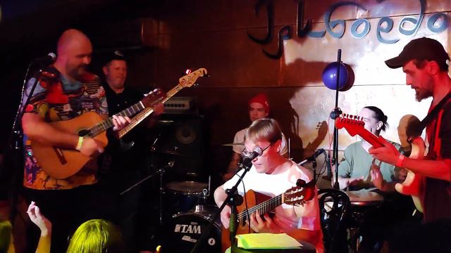 Markscheider Kunst — Бабушка