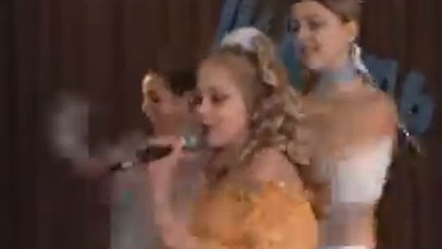 Шкільний дзвіночок 2005р "Рано в ранці " Карина Мельник смотреть онлайн