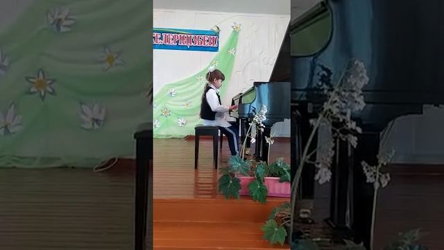 Дорошенко Элина, 2 класс, КГКП "Детская школа искусств п.Топар" Гречанинов "Первоцвет" смотреть онлайн